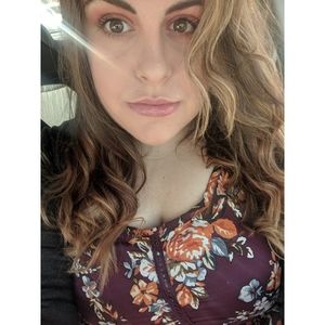 Meet your Posher, Kelly